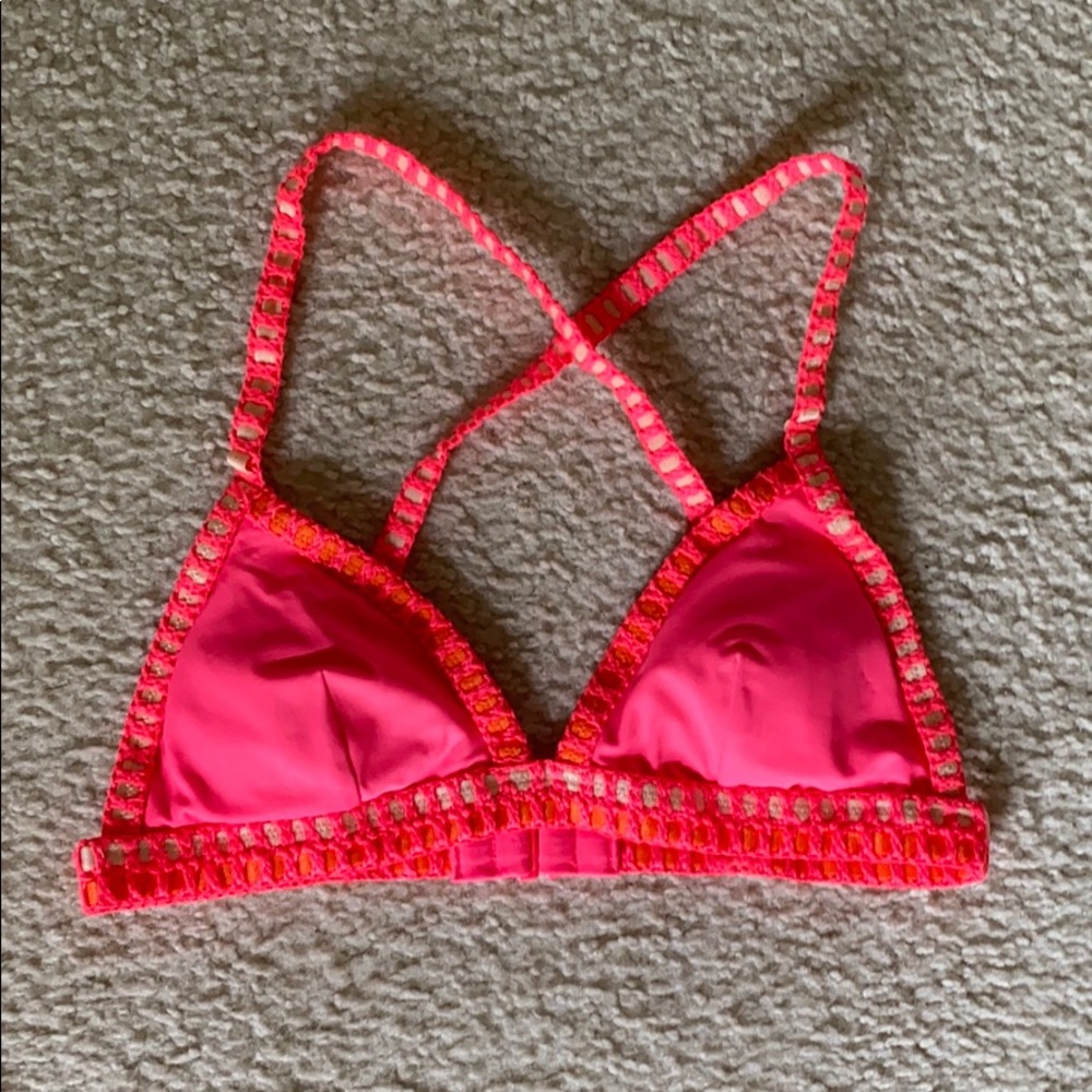 Victoria’s Secret bikini top